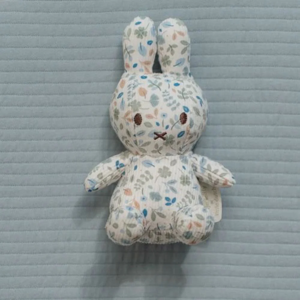Plush All‑Over Print Lucky Leaves 15cm - Image 4